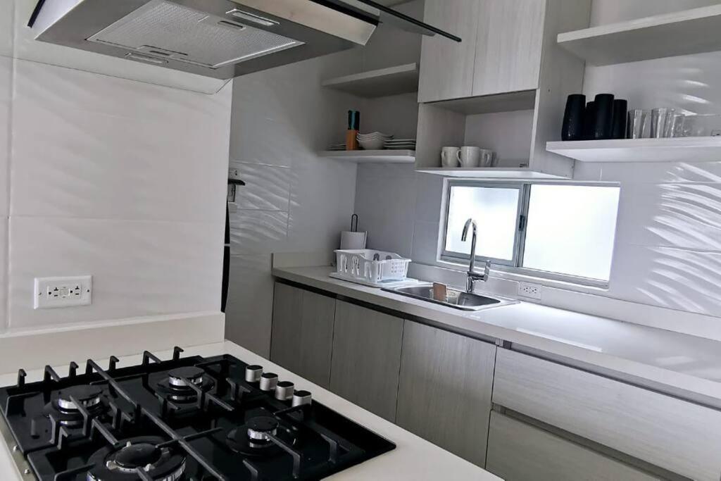 Apartamento En Vac Parque Heredia, Caracoli * Cartagena