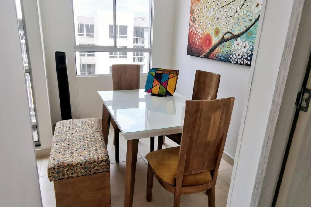 Apartamento En Vac Parque Heredia, Caracoli Apartamento